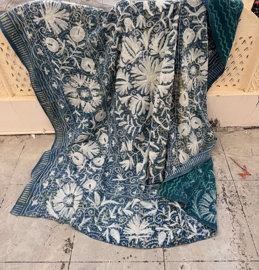 Hand-Dyed Suzani Kantha Quilt ( Navy )